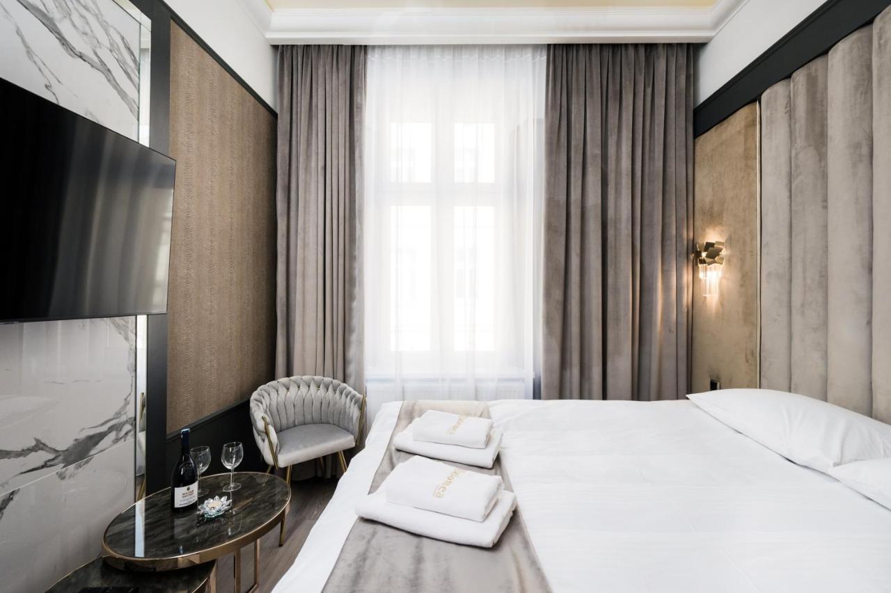 Salomea Krakow Apartments Bozego Ciala ภายนอก รูปภาพ