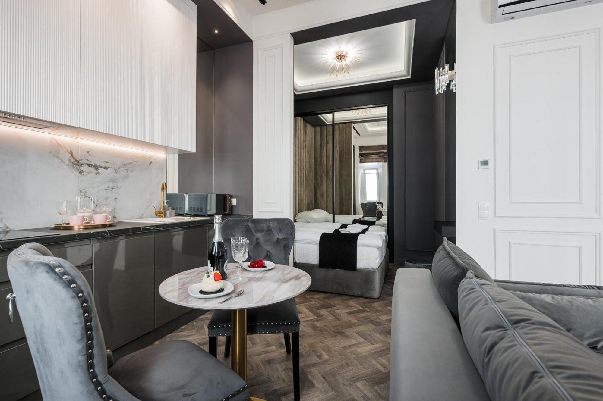 Salomea Krakow Apartments Bozego Ciala ภายนอก รูปภาพ