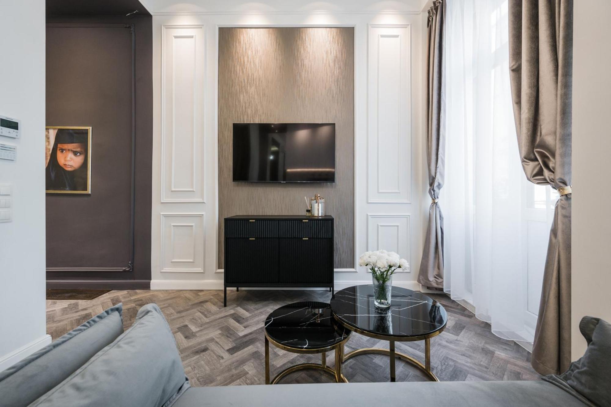 Salomea Krakow Apartments Bozego Ciala ภายนอก รูปภาพ